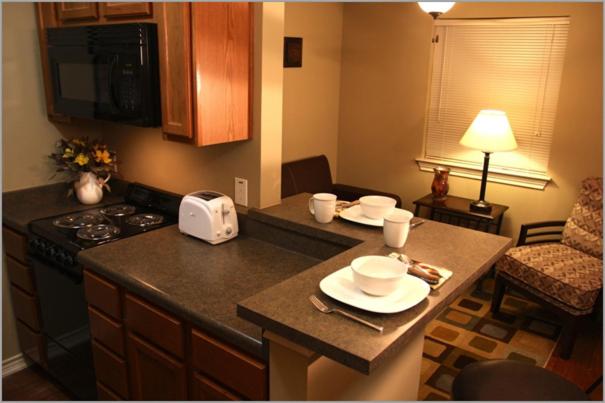 Hotell Eagle&s Den Suites At Cotulla