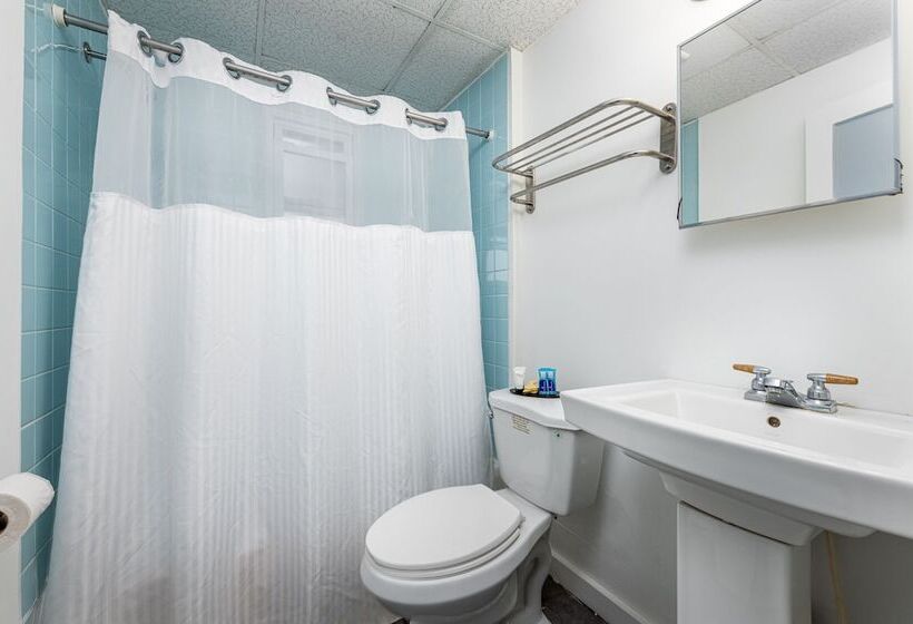 فندق Hammock Inn & Suites North Beach