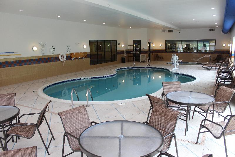 ホテル Holiday Inn Express And Suites Wheeling, An Ihg