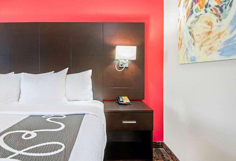 בית מלון כפרי La Quinta By Wyndham Elk City