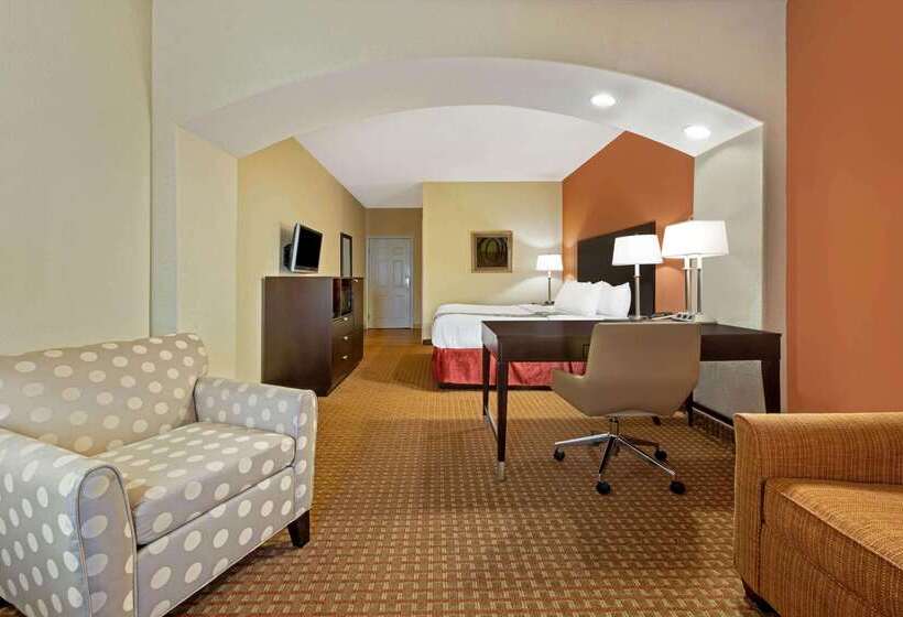 בית מלון כפרי La Quinta Inn & Suites By Wyndham Port Arthur