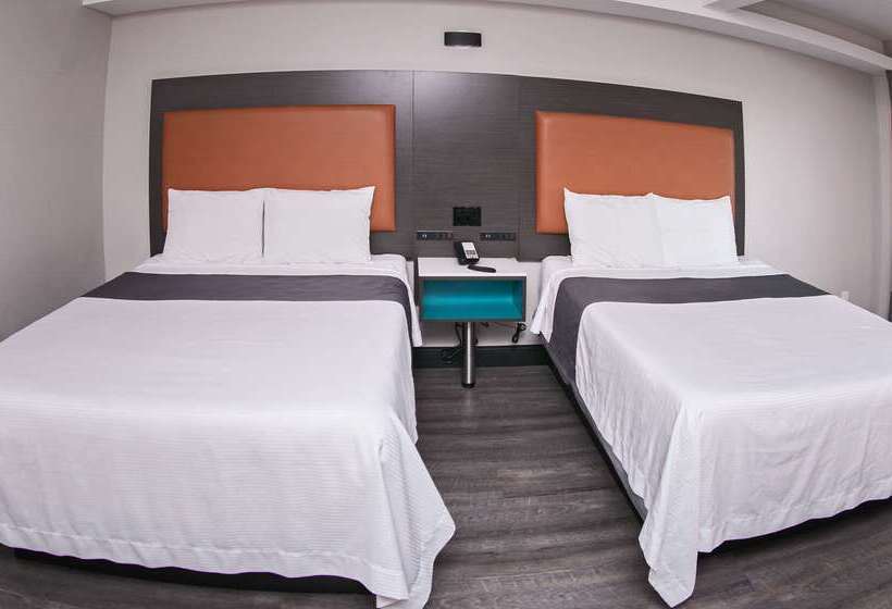 Отель Rodeway Inn South Gate  Los Angeles South