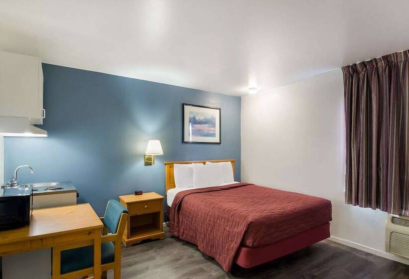 בית מלון כפרי Rodeway Inn & Suites Sidney Historic Downtown I80