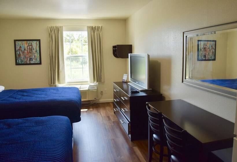 בית מלון כפרי Stay Plus Extended Stay Suites