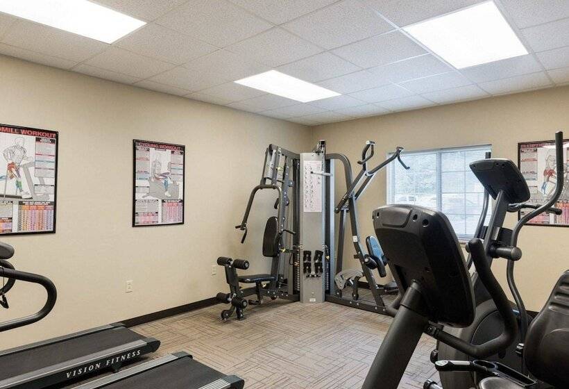 هتل Suburban Studios Morgantown