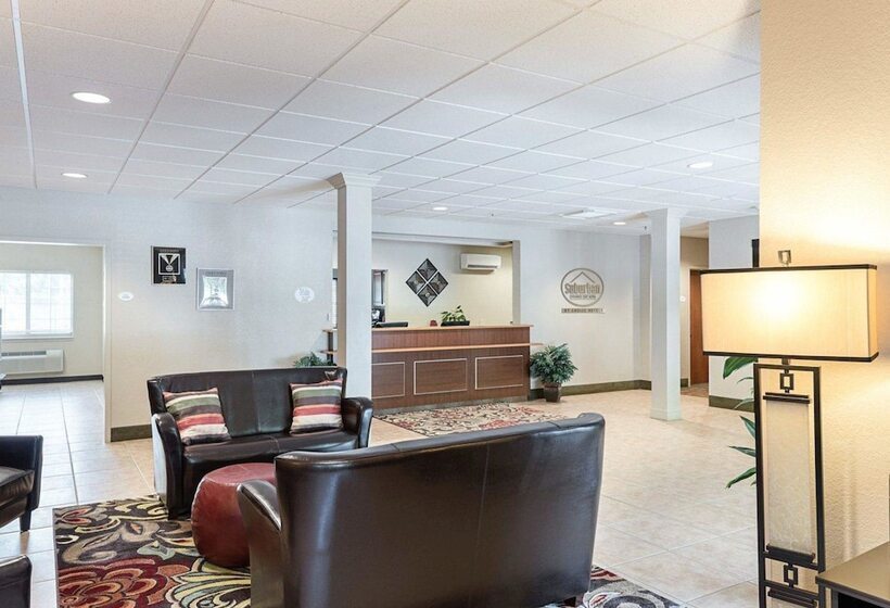 هتل Suburban Studios Morgantown