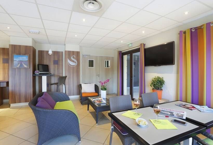 ホテル Suite Home Aix En Provence Sud Tgv