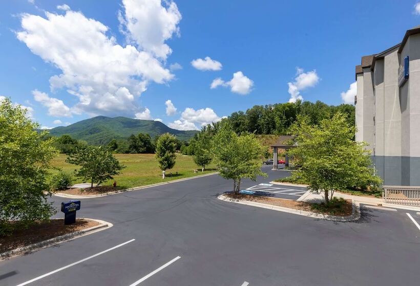 Microtel Inn & Suites By Wyndham Sylva Dillsboro Area