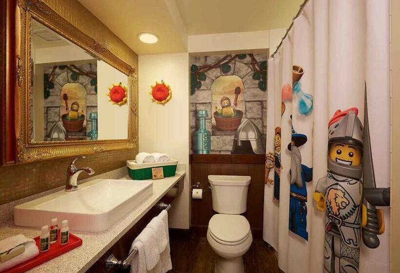 استراحتگاه Legoland California Hotel and Castle