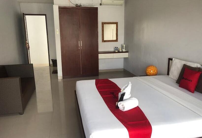 هتل Reddoorz Near Jimbaran Beach 2