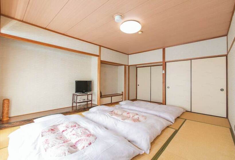 בית מלון כפרי Tabist Setouchi No Yado Takehara Seaside