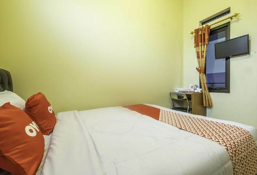 هتل Zleepy Sasana Budaya By Oyo Rooms