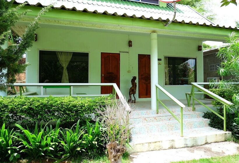 هتل Baan Lung Yod Resort Keangkrachan