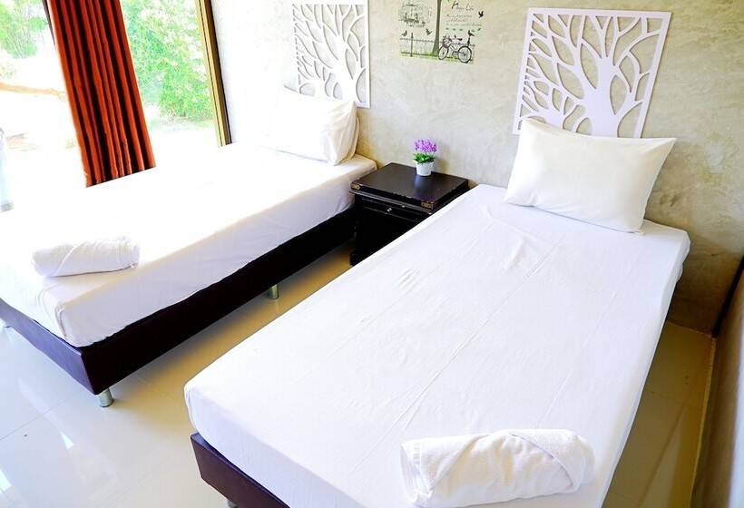 هتل Baan Lung Yod Resort Keangkrachan