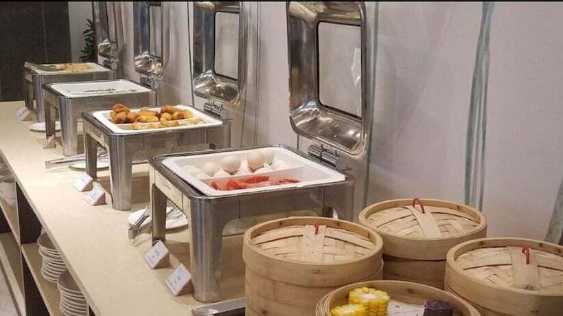 Отель Chengmai Time Yinlusheng