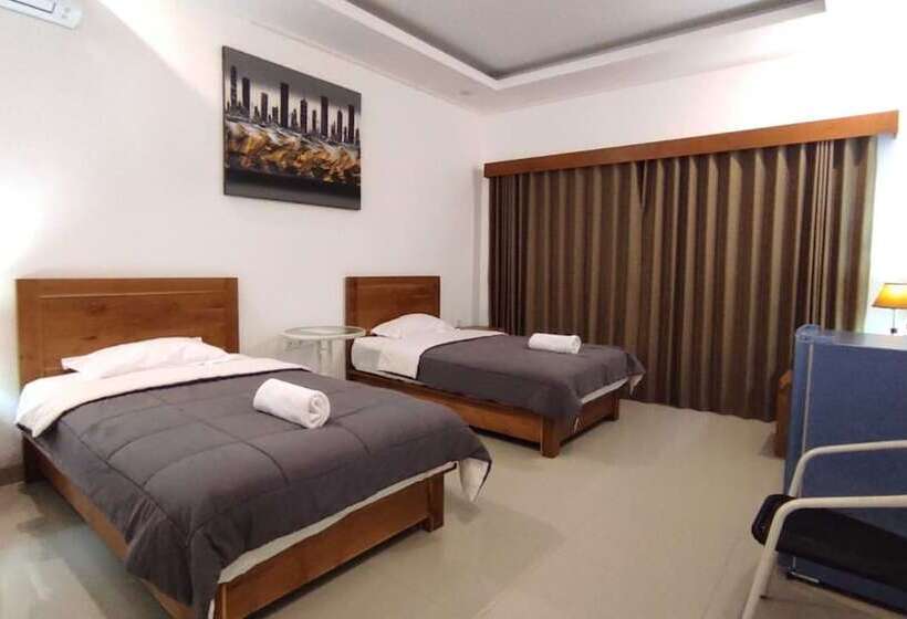 호텔 Manu Guest House 2