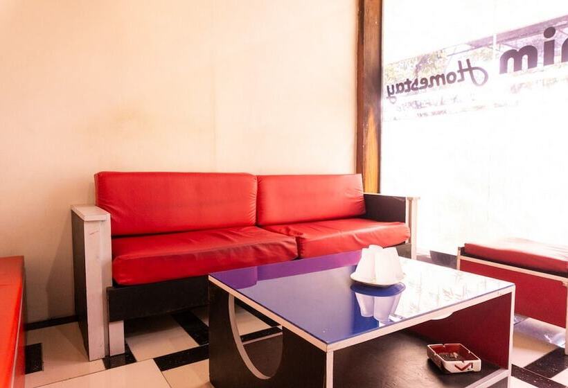 هتل Reddoorz @ Mt Haryono Street Waingapu