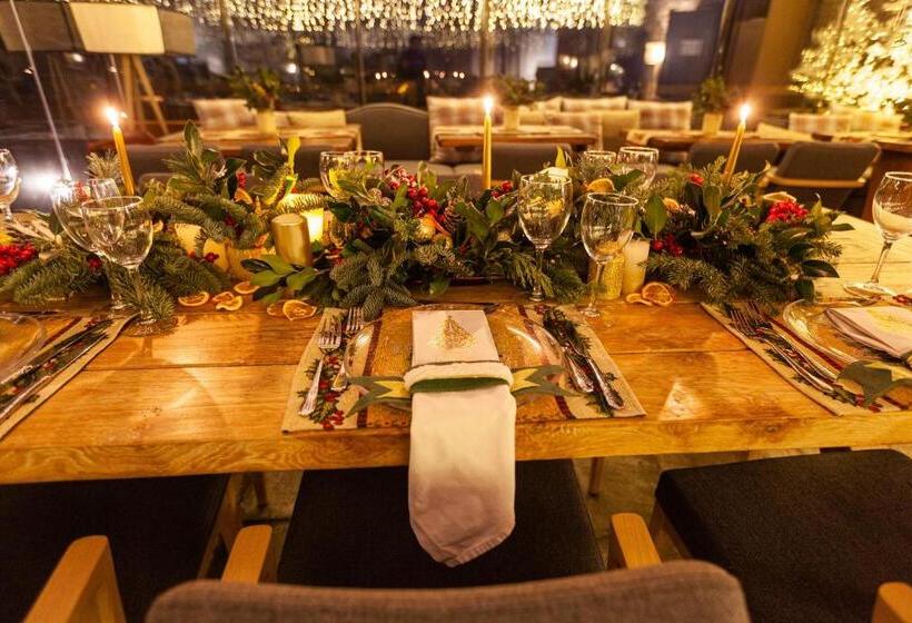 هتل 12 Months Resort & Spa