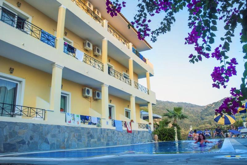 هتل Alonakia