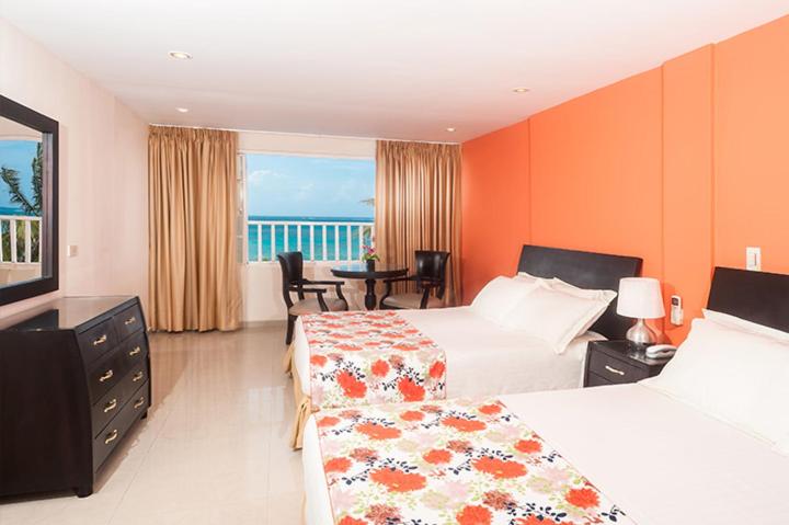 هتل Bahia Sardina