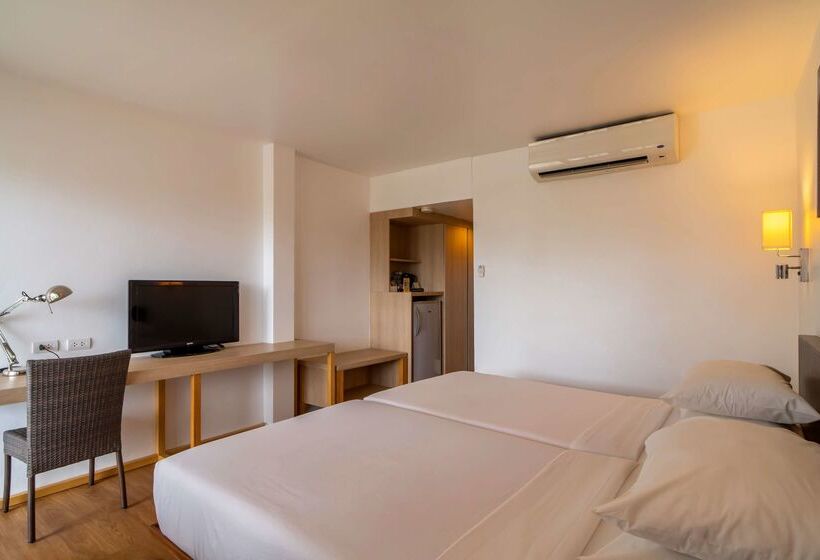 هتل Best Western Phuket Ocean Resort