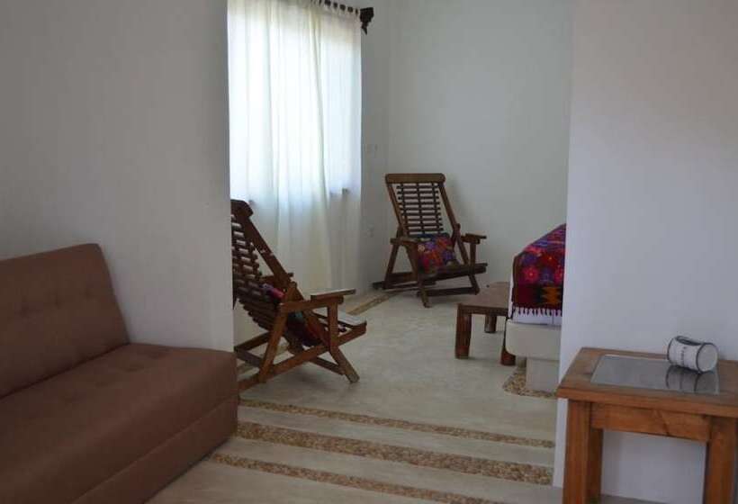 هتل Casa Iguana Holbox   Beachfront