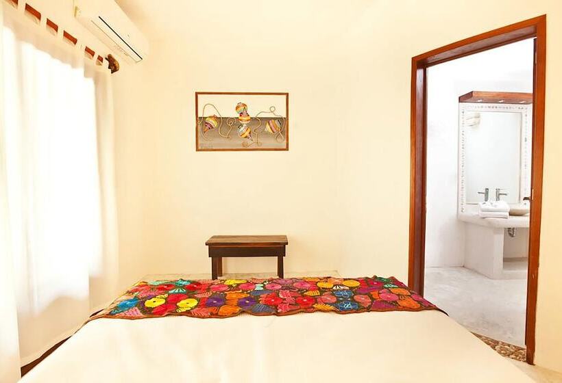 هتل Casa Iguana Holbox   Beachfront