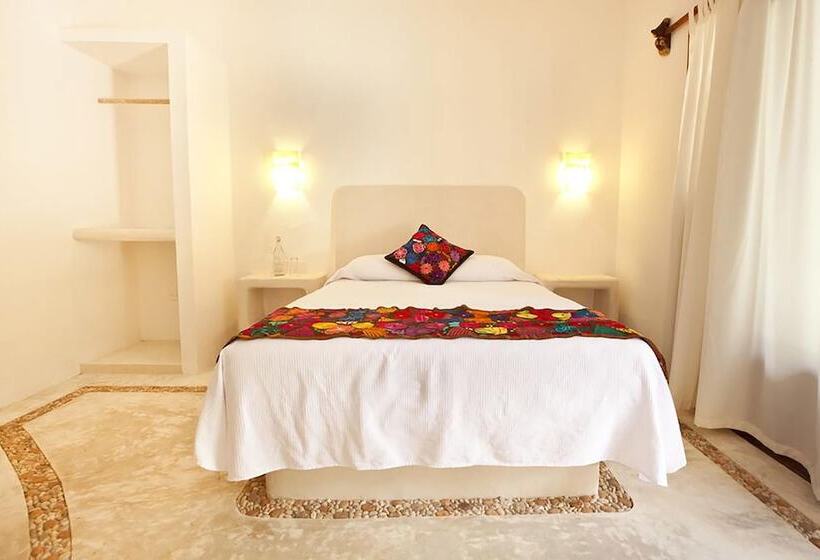 هتل Casa Iguana Holbox   Beachfront
