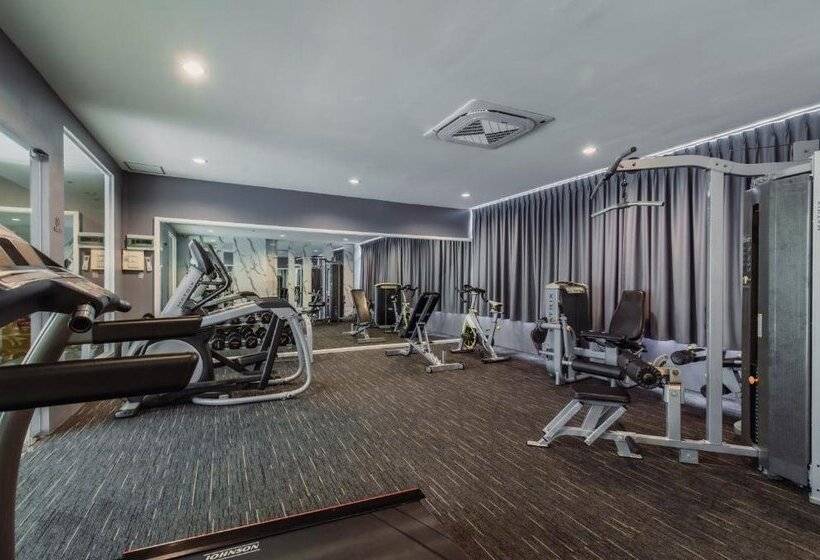 هتل Elite Suites Patong