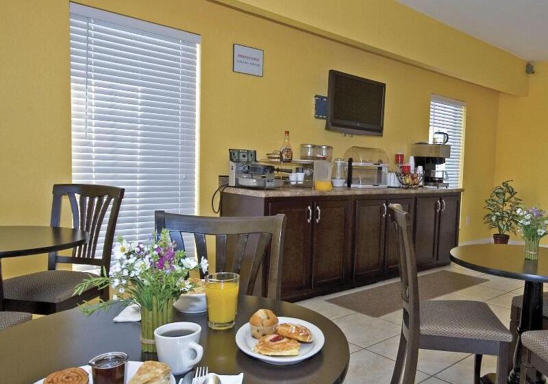 Отель Homegate Inn & Suites West Memphis