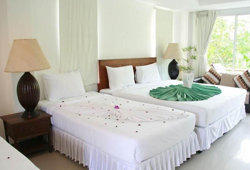 هتل Kirati Beach Resort
