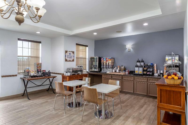 בית מלון כפרי Mainstay Suites Port Arthur  Beaumont South