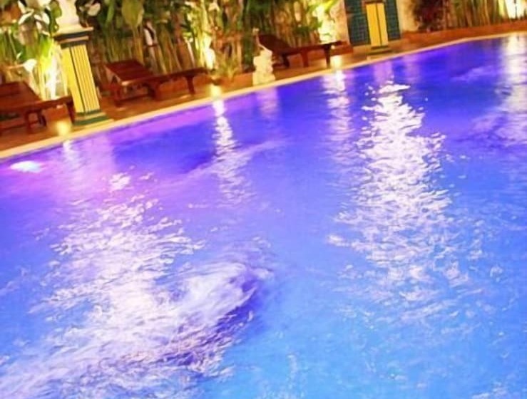 هتل Rita Resort And Residence