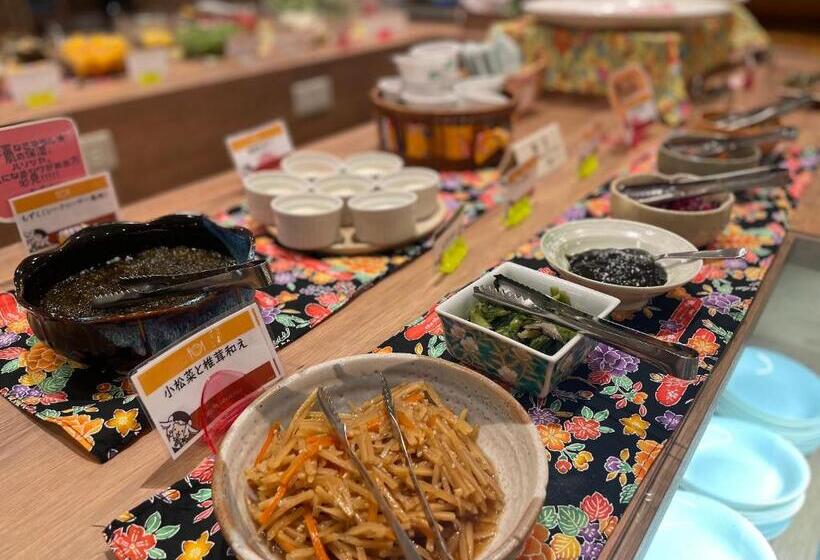 בית מלון כפרי Route Inn Grantia Naha