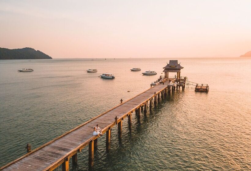 هتل Santhiya Koh Yao Yai Resort & Spa   Compulsory Join Santhiya Speedboat From To Ao Po Grand Marina At