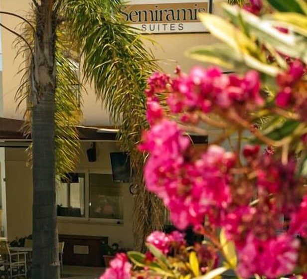 فندق Semiramis Suites