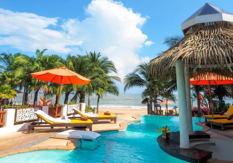 هتل Vartika Resovilla Kuiburi Beach Resort And Villas