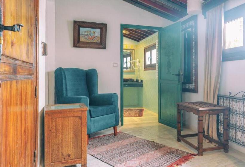 تختخواب و صبحانه Casa Hassan