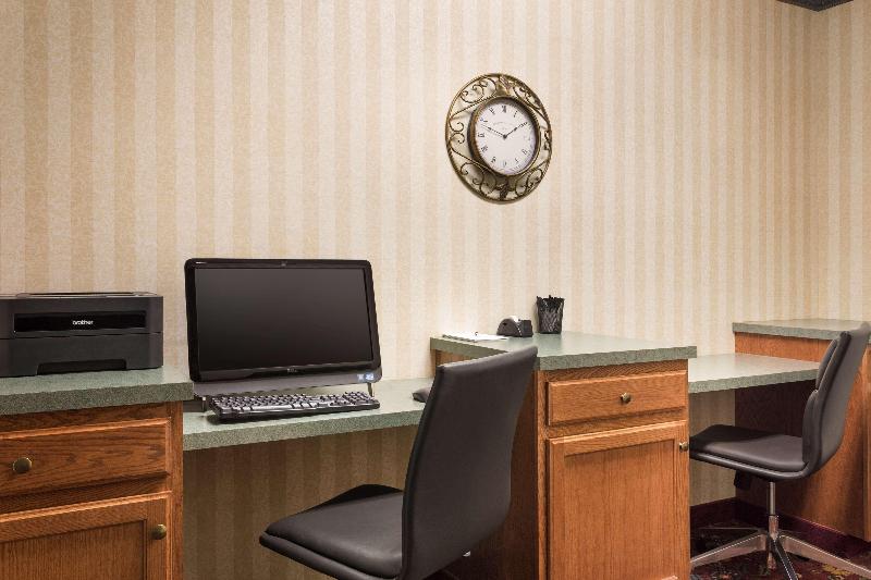 Country Inn & Suites By Radisson, St Charles Historic District