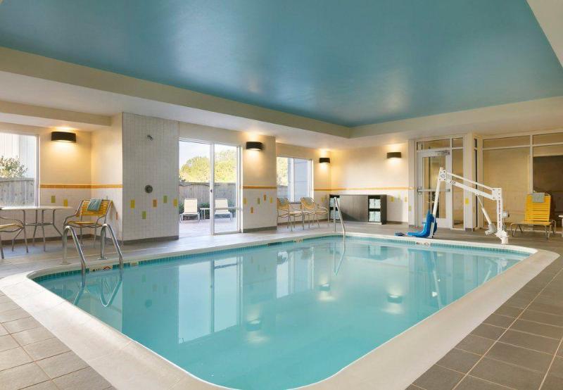 Fairfield Inn & Suites By Marriott Smithfield