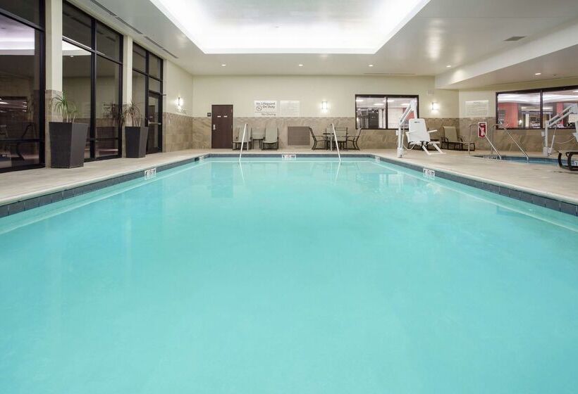 Hampton Inn & Suites I35/mulvane
