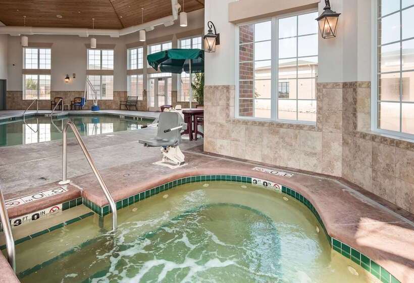 هتل Best Western Plus Appleton Airport Mall