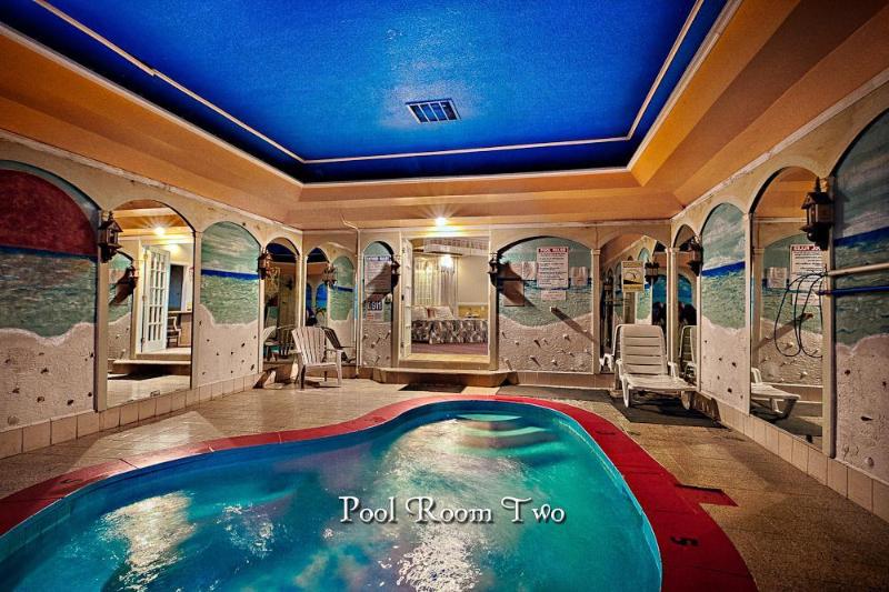 هتل Inn of The Dove