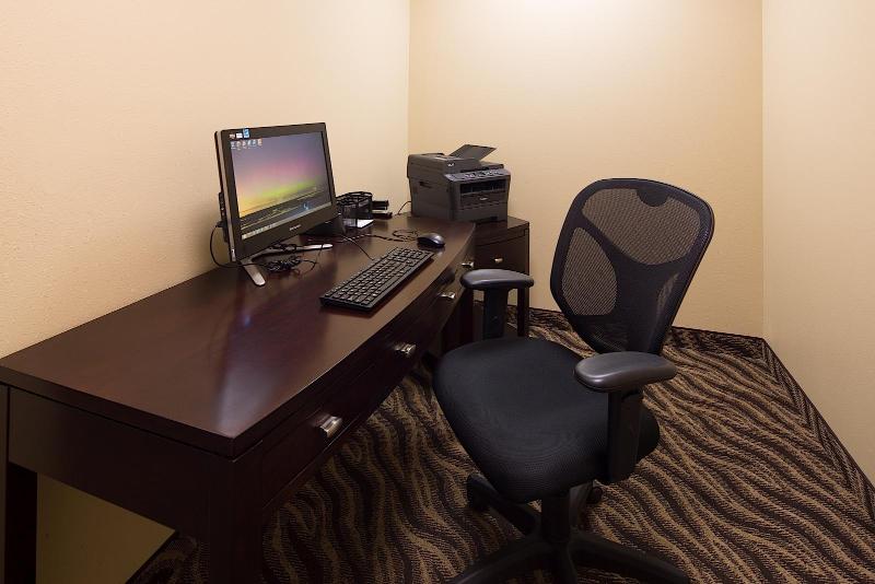 هتل Mainstay Suites Rapid City