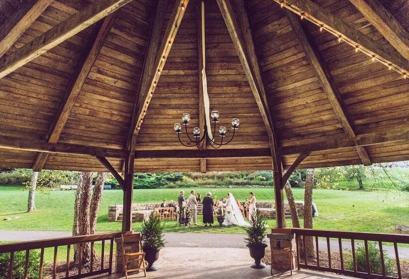 酒店 Mountain Lake Lodge