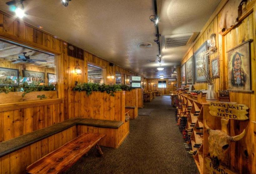 هتل Powder House Lodge