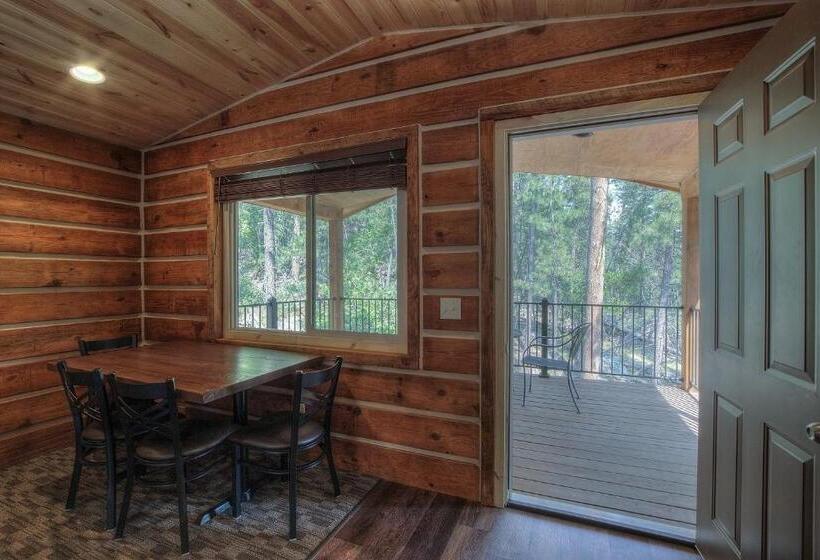 هتل Powder House Lodge