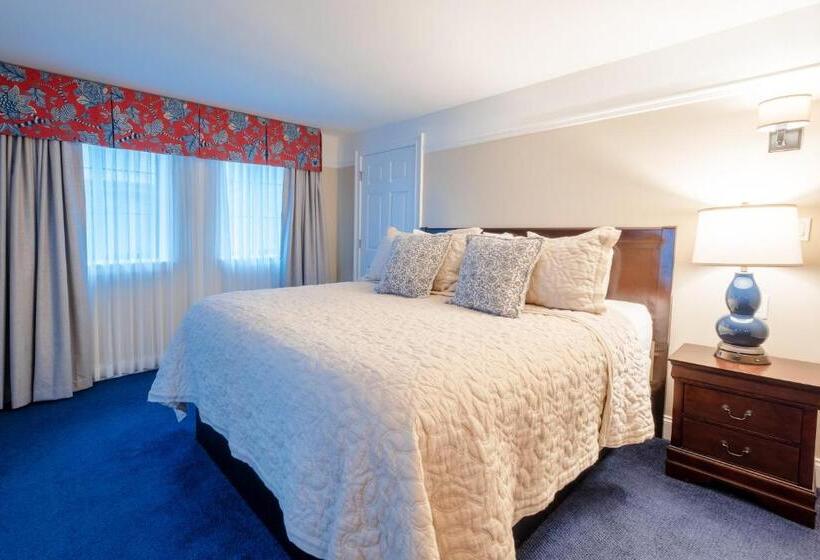 هتل روستایی Red Coach Inn