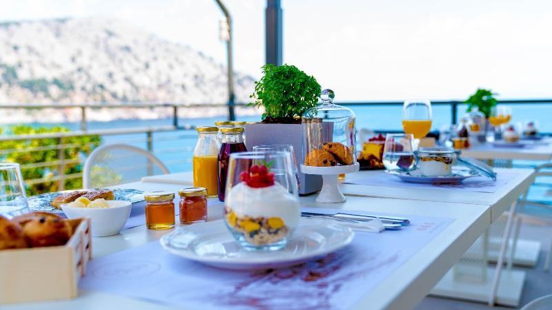 호텔 Xenia Residence & Suites