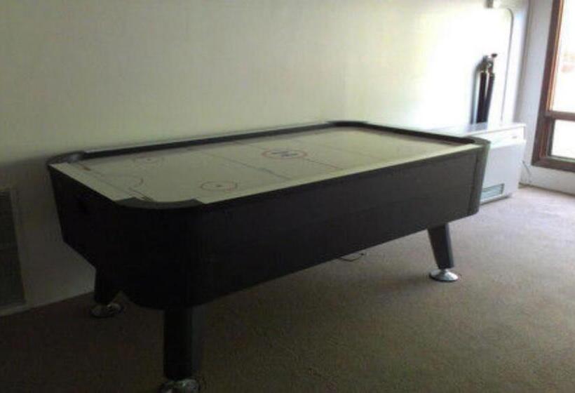 منتجع Evergreen Valley Inn